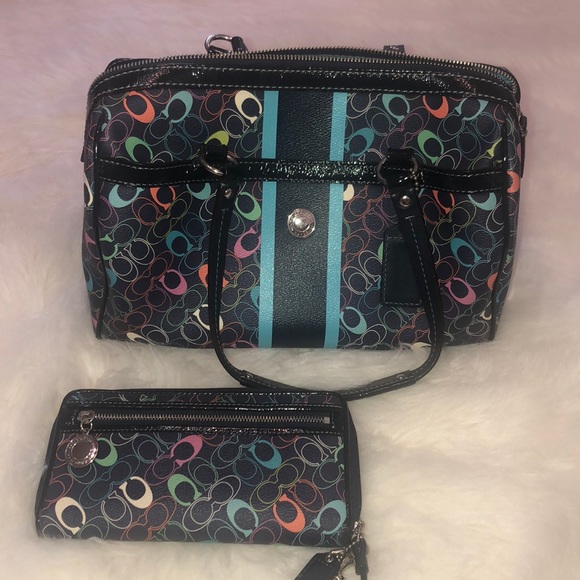 Coach purse and wallet